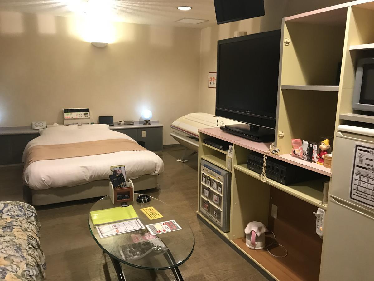Hotel Vegas (Adults Only) Sapporo Buitenkant foto