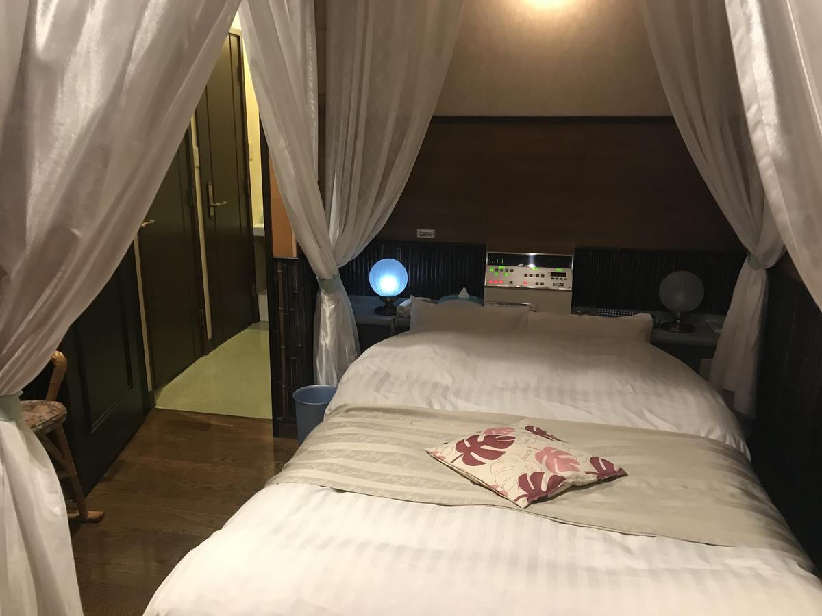 Hotel Vegas (Adults Only) Sapporo Buitenkant foto