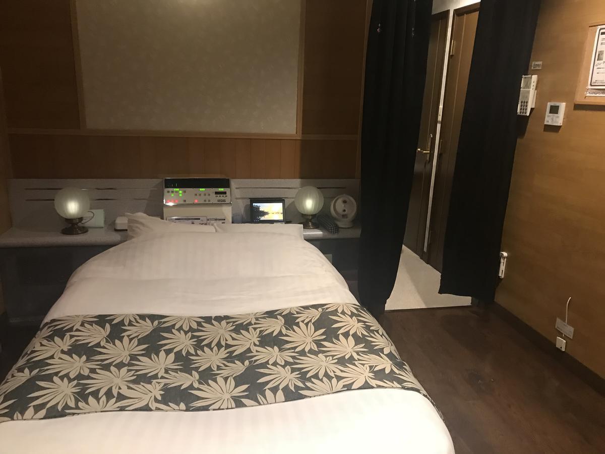 Hotel Vegas (Adults Only) Sapporo Buitenkant foto