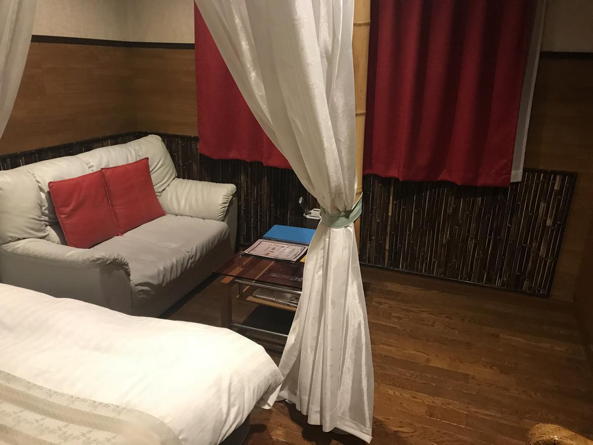 Hotel Vegas (Adults Only) Sapporo Buitenkant foto