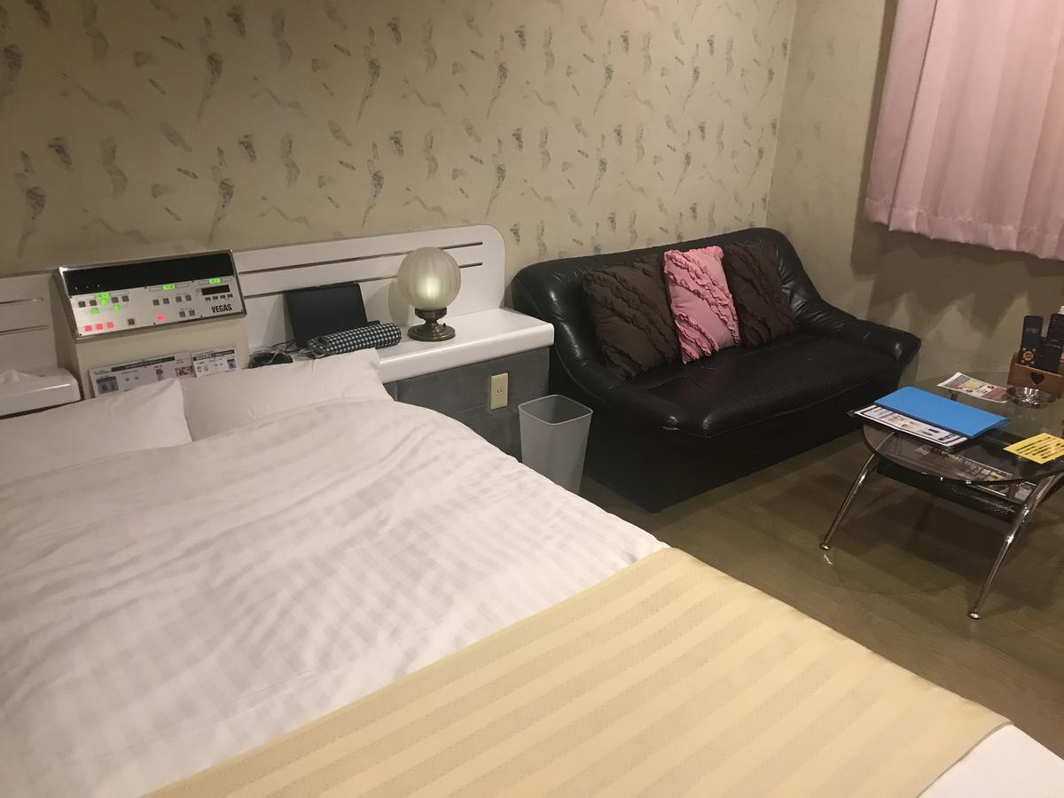 Hotel Vegas (Adults Only) Sapporo Buitenkant foto